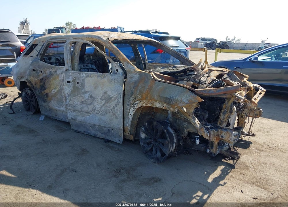 2025 CHEVROLET EQUINOX VIN: 3GNAXHEG6SL170851