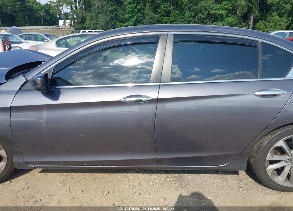 2013 HONDA ACCORD VIN: 1HGCR2F51DA082694