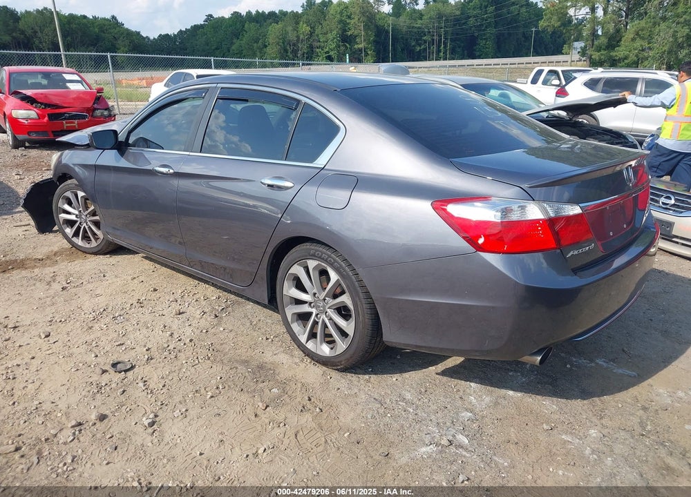 2013 HONDA ACCORD VIN: 1HGCR2F51DA082694
