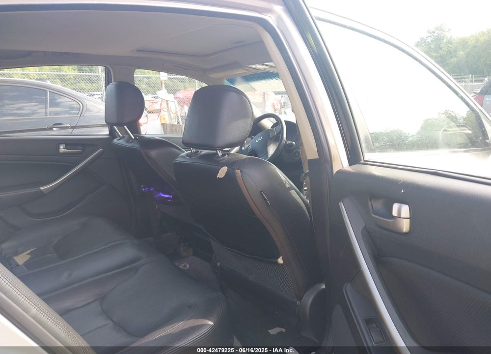 2004 INFINITI G35X VIN: JNKCV51FX4M704105