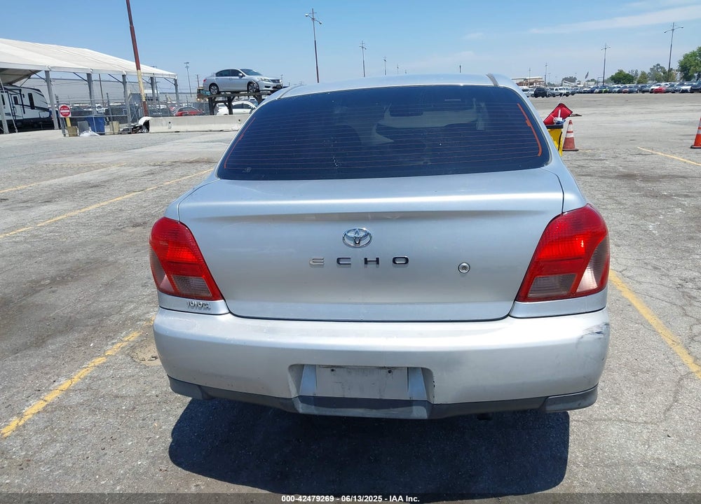 2002 TOYOTA ECHO VIN: JTDBT123925024946