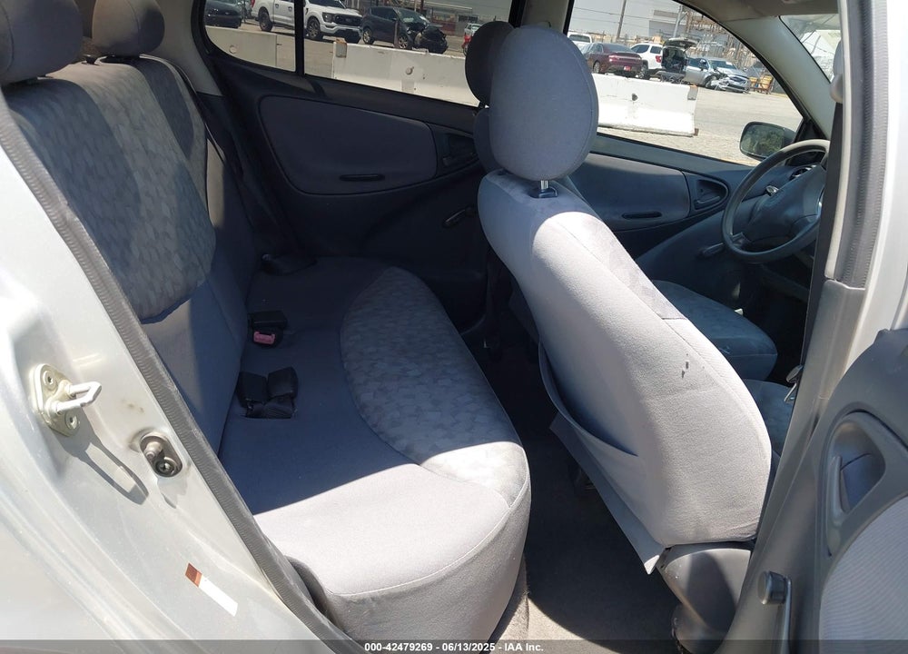 2002 TOYOTA ECHO VIN: JTDBT123925024946