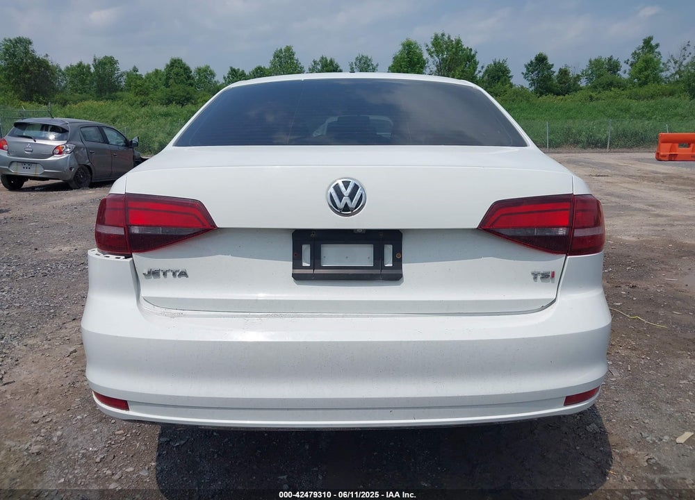 2017 VOLKSWAGEN JETTA VIN: 3VW2B7AJ5HM291068