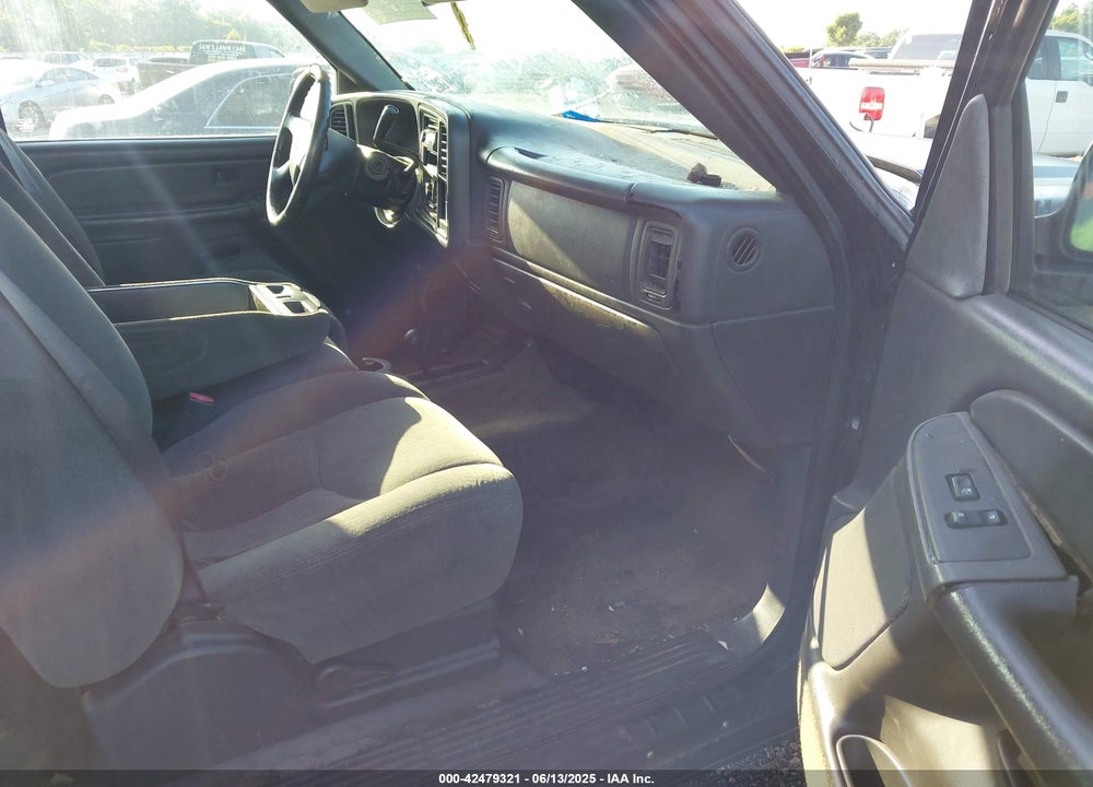 2004 CHEVROLET SILVERADO 1500 Z71 VIN: 1GCEK19T24E117283