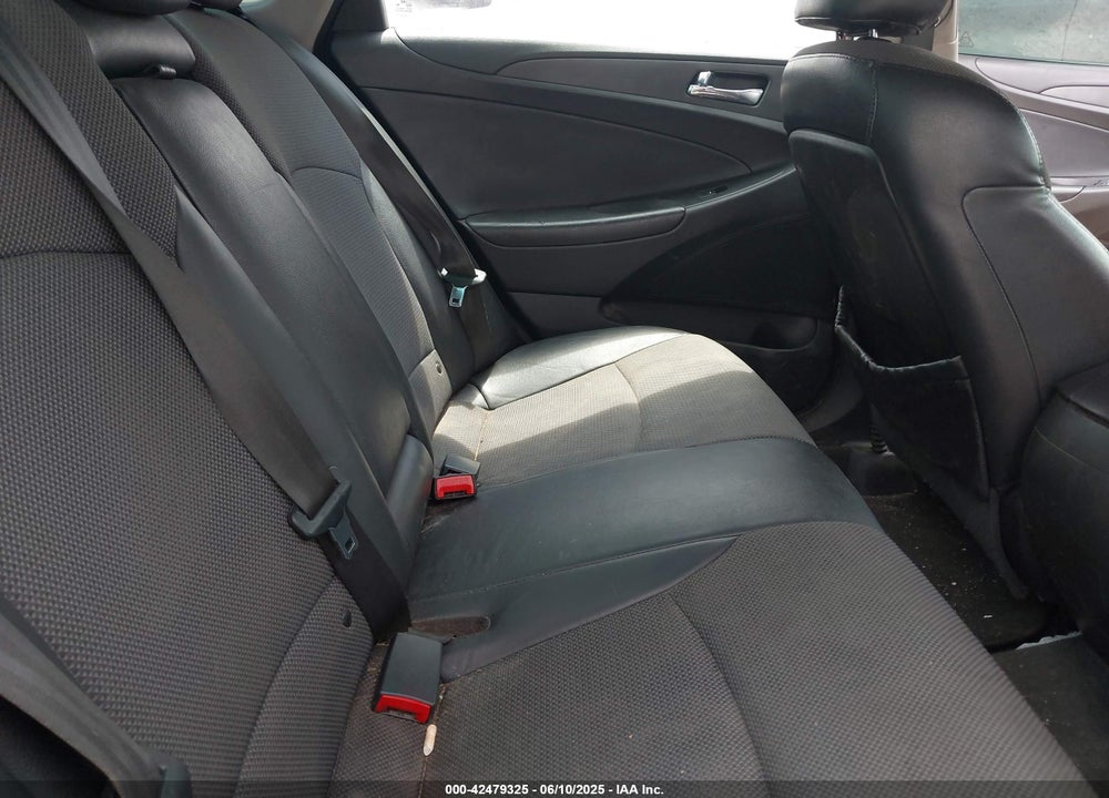 2013 HYUNDAI SONATA VIN: 5NPEC4AC1DH735785