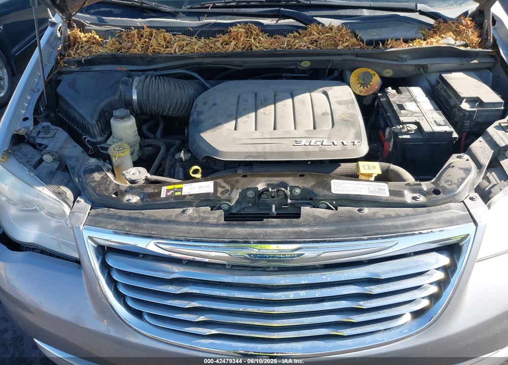 2014 CHRYSLER TOWN & COUNTRY TOURING VIN: 2C4RC1BG2ER435808