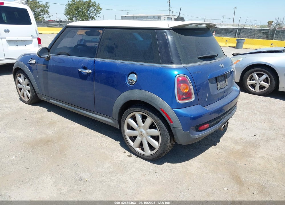 2009 MINI COOPER HARDTOP VIN: WMWMF73539TW83496