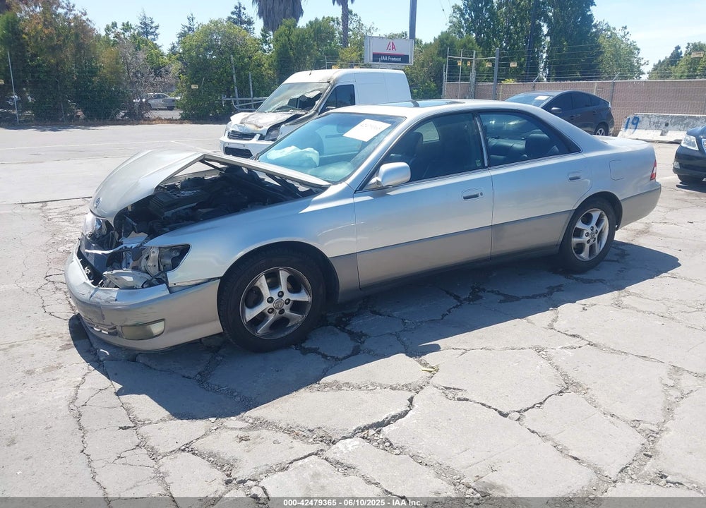 2001 LEXUS ES 300 VIN: JT8BF28G415106362