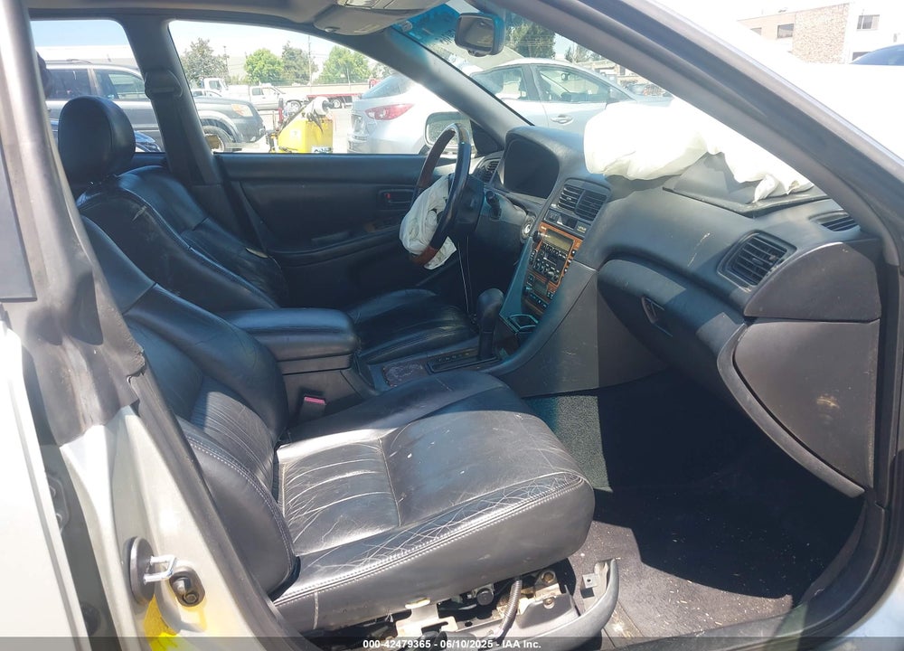 2001 LEXUS ES 300 VIN: JT8BF28G415106362