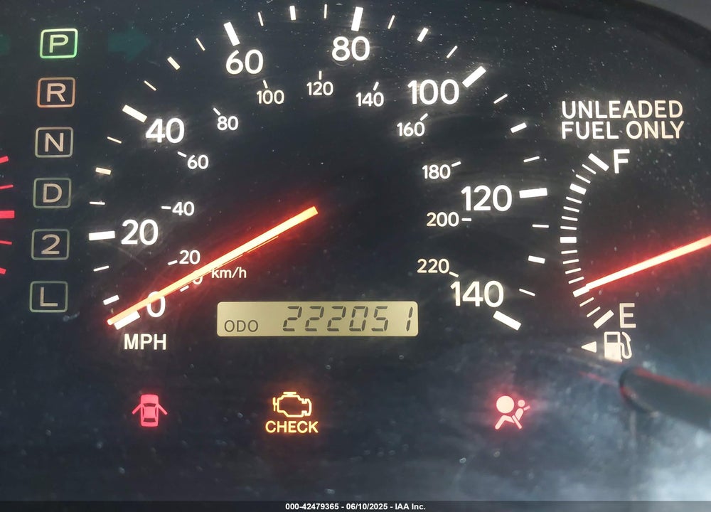 2001 LEXUS ES 300 VIN: JT8BF28G415106362