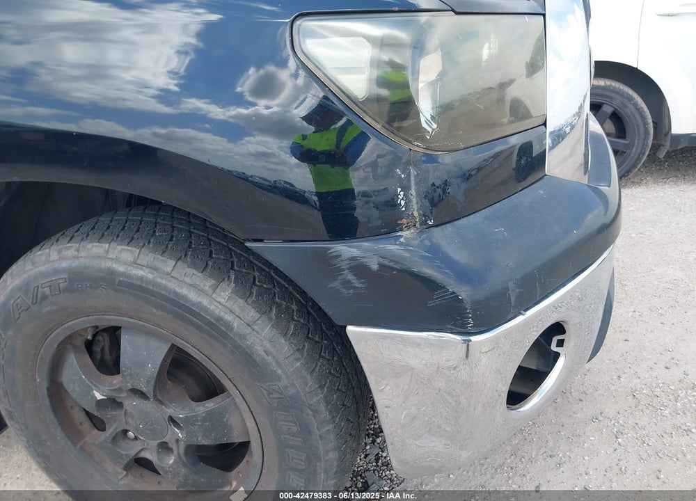 2007 TOYOTA TUNDRA SR5 5.7L V8 VIN: 5TBEV54117S466429