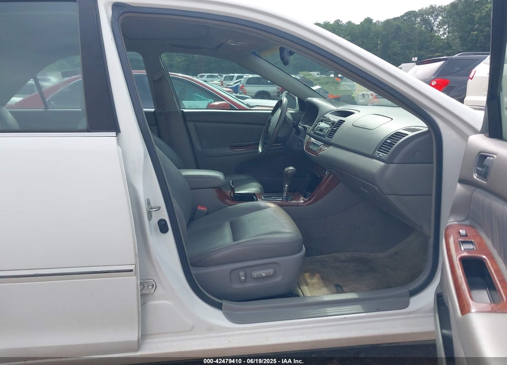 2005 TOYOTA CAMRY XLE V6 VIN: 4T1BF32K05U608510