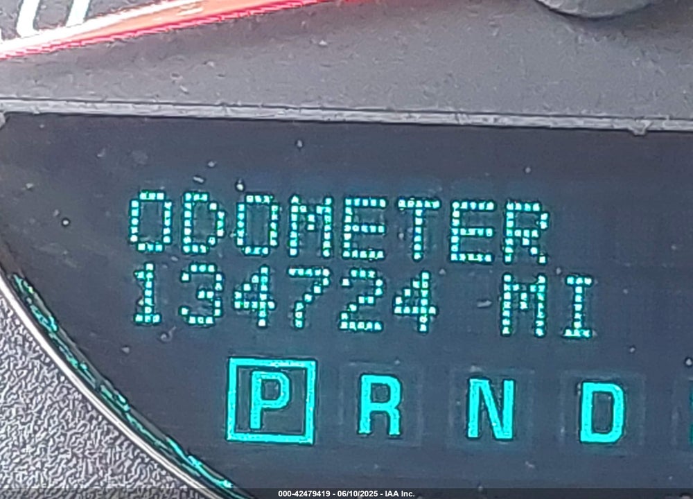 2010 CHEVROLET IMPALA VIN: 2G1WC5EM3A1243844