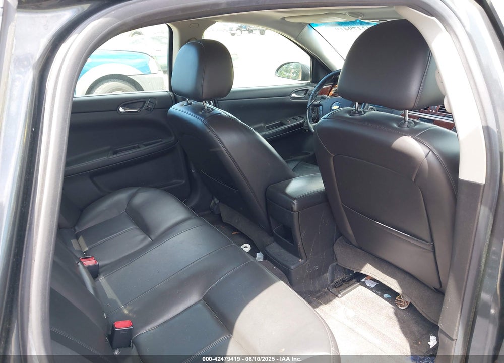 2010 CHEVROLET IMPALA VIN: 2G1WC5EM3A1243844