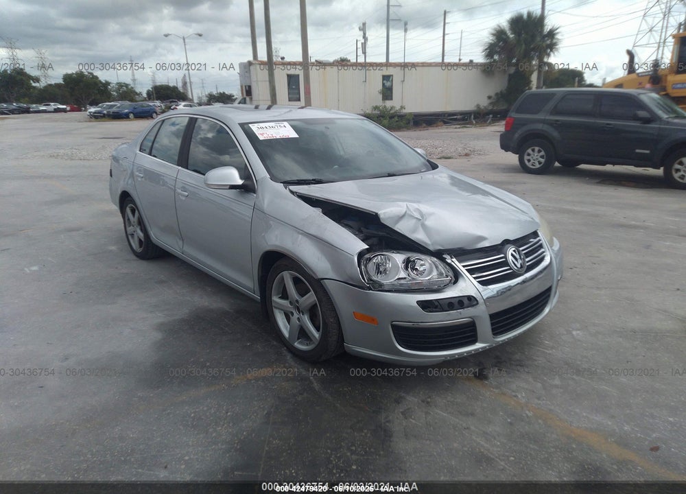 2008 VOLKSWAGEN JETTA SE/SEL VIN: 3VWRM71K18M102305