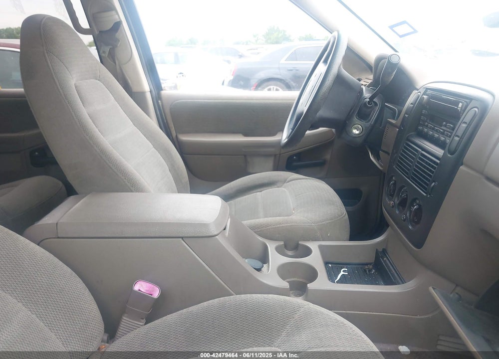 2002 FORD EXPLORER XLT VIN: 1FMZU63E02ZA06400