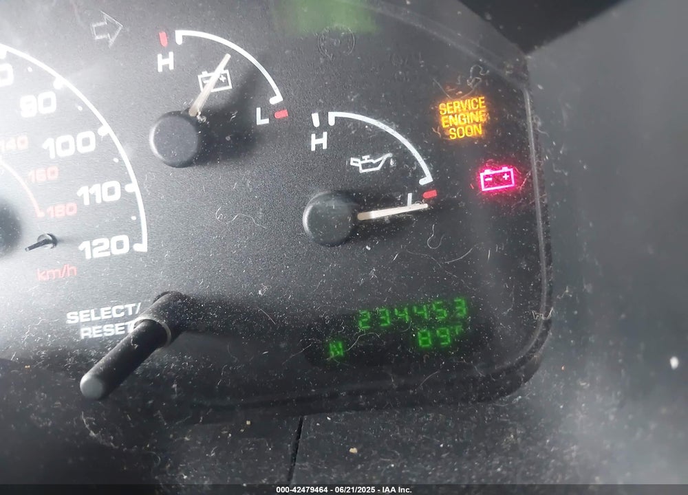 2002 FORD EXPLORER XLT VIN: 1FMZU63E02ZA06400
