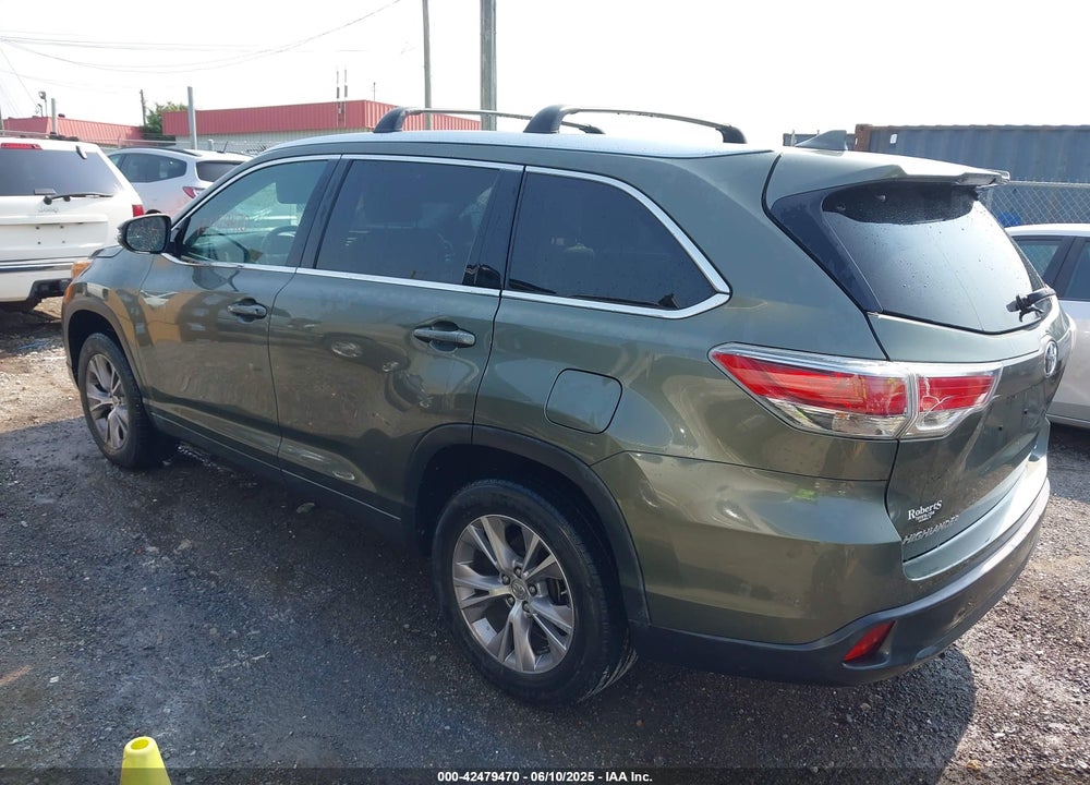 2015 TOYOTA HIGHLANDER XLE V6 VIN: 5TDKKRFH6FS044546