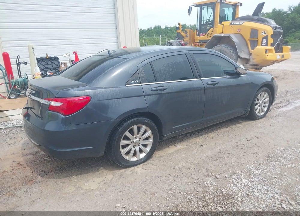 2012 CHRYSLER 200 VIN: 1C3CCBBB9CN302705
