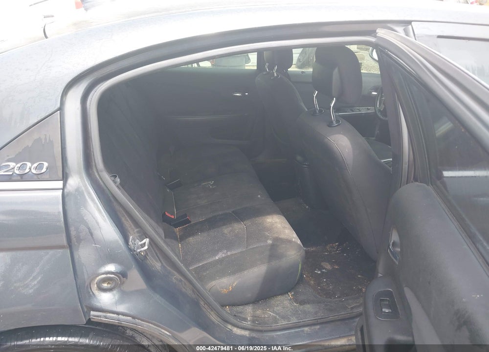 2012 CHRYSLER 200 VIN: 1C3CCBBB9CN302705