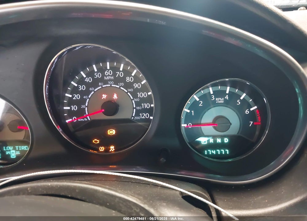 2012 CHRYSLER 200 VIN: 1C3CCBBB9CN302705