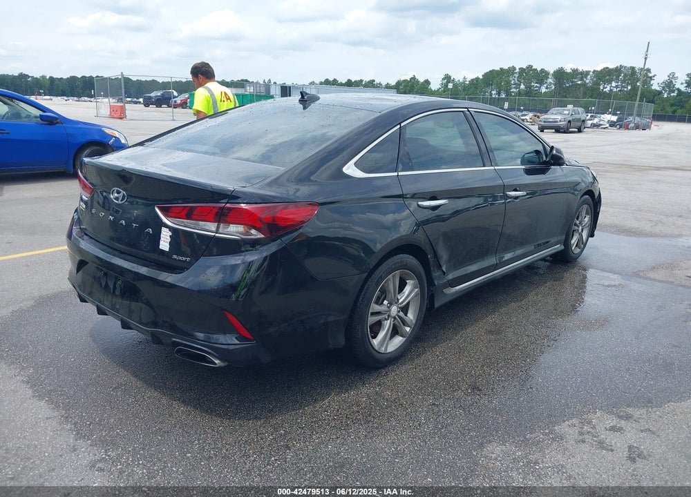 2018 HYUNDAI SONATA SPORT VIN: 5NPE34AF1JH707667