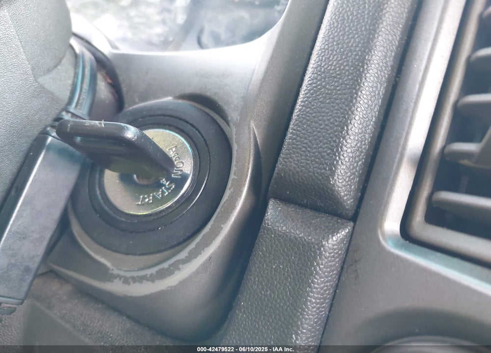 2004 NISSAN TITAN LE VIN: 1N6AA06A54N573032