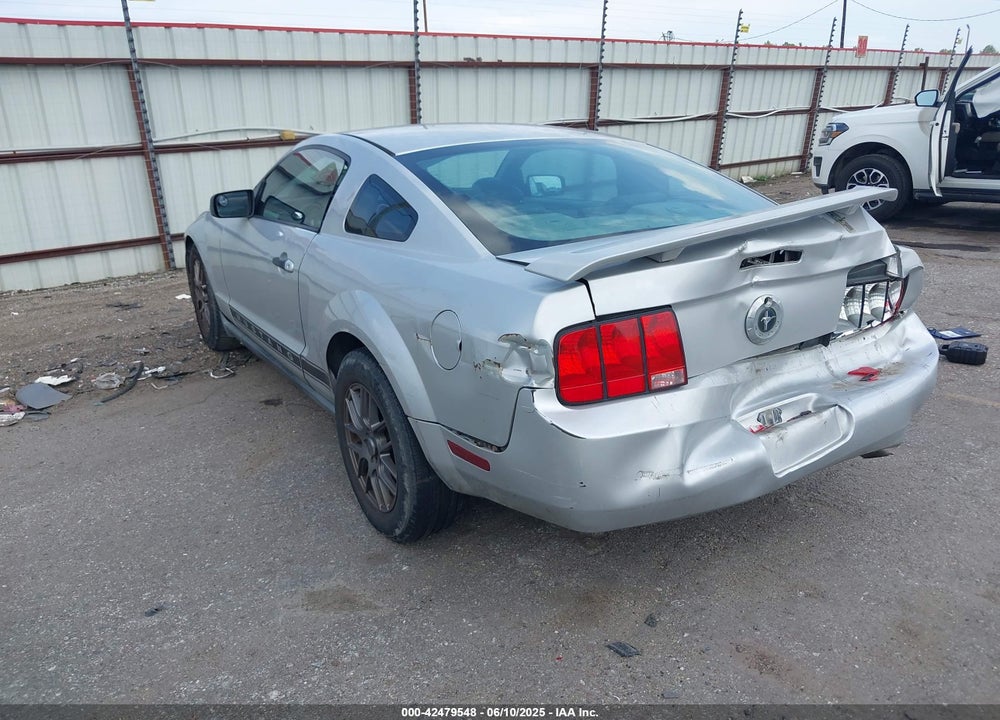 2005 FORD MUSTANG V6 DELUXE/V6 PREMIUM VIN: 1ZVFT80N855139652