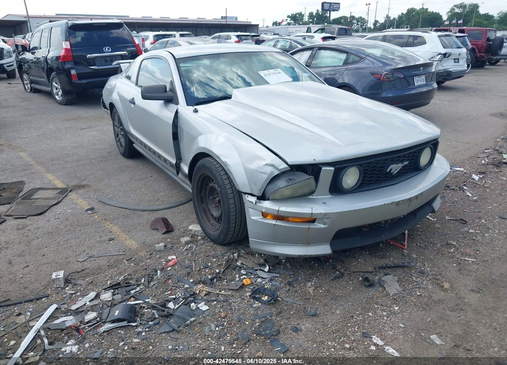 2005 FORD MUSTANG V6 DELUXE/V6 PREMIUM VIN: 1ZVFT80N855139652
