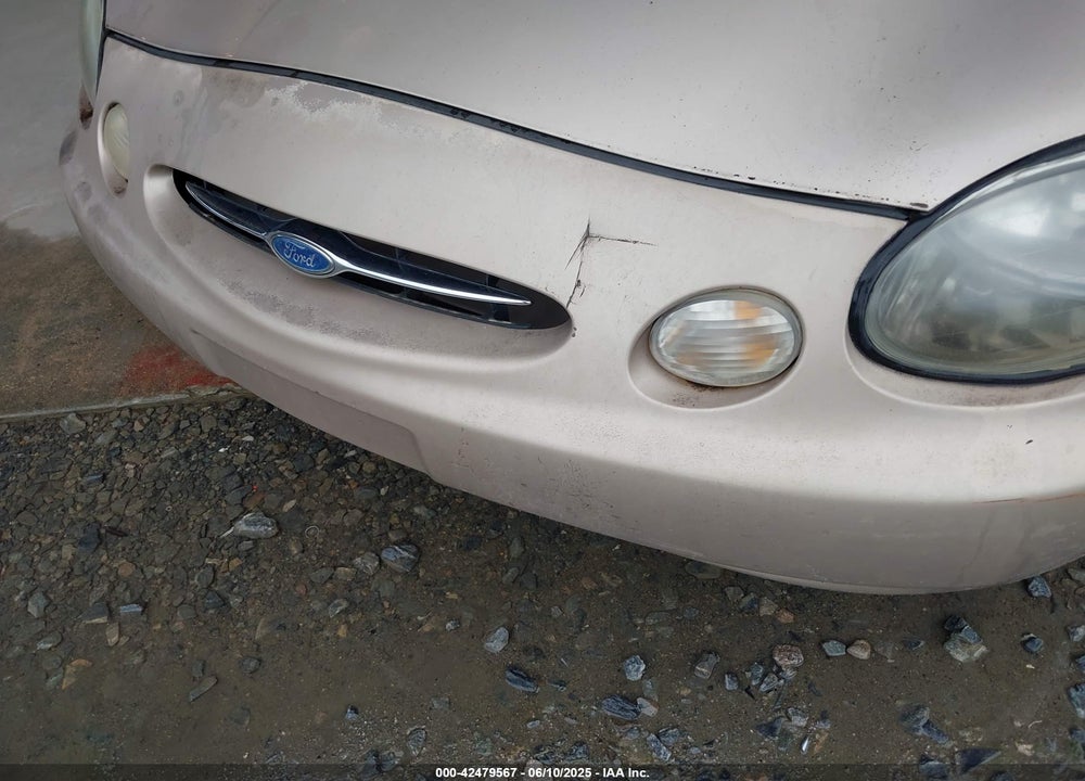 1998 FORD TAURUS LX/SE VIN: 1FAFP52S8WA230928