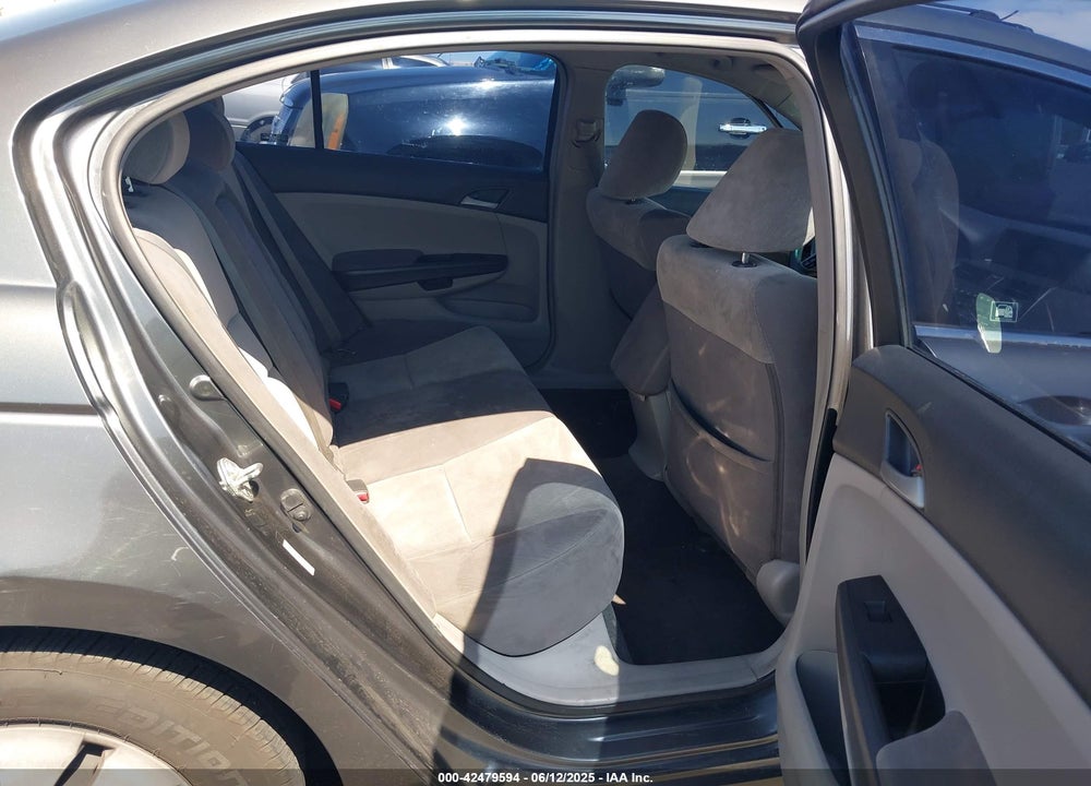 2009 HONDA ACCORD 2.4 LX VIN: JHMCP26329C005023