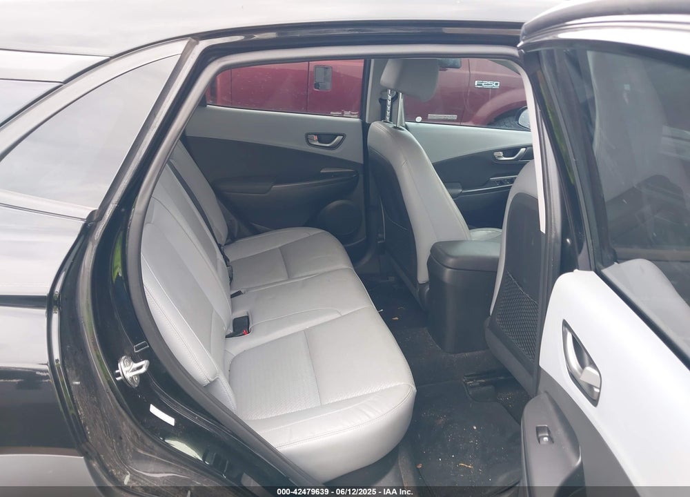 2018 HYUNDAI KONA ULTIMATE VIN: KM8K53A51JU129716