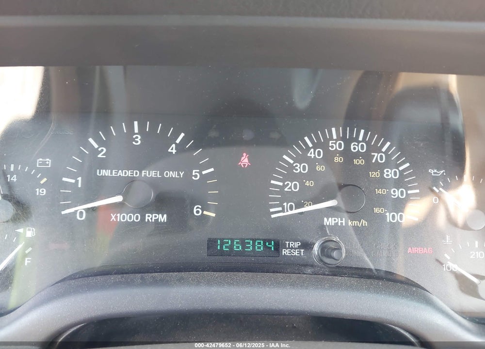1998 JEEP CHEROKEE LIMITED VIN: 1J4FJ78SXWL180952