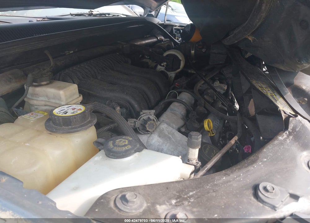 2005 FORD FREESTYLE SEL VIN: 1FMDK05155GA77812