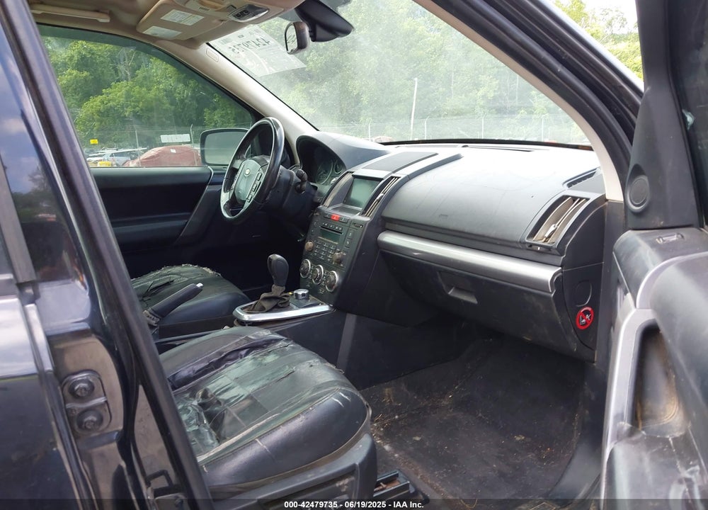 2009 LAND ROVER LR2 VIN: SALFT24NX9H114856