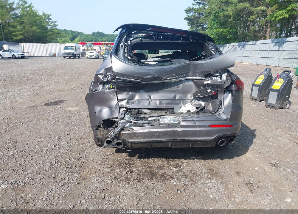 2023 MASERATI GRECALE VIN: ZN682AVA4P7415942