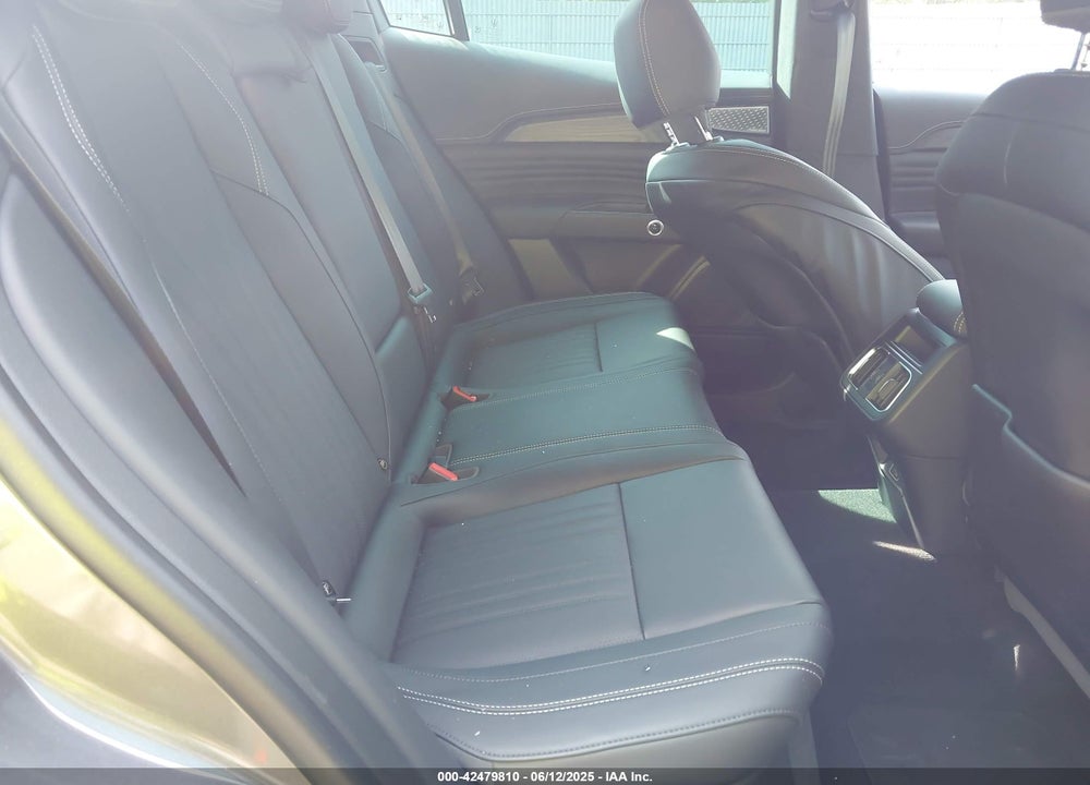 2023 MASERATI GRECALE VIN: ZN682AVA4P7415942