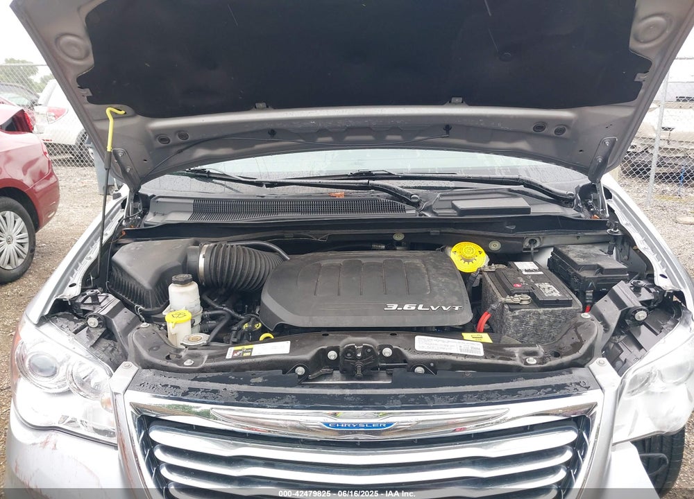 2014 CHRYSLER TOWN & COUNTRY LIMITED VIN: 2C4RC1GG8ER460432