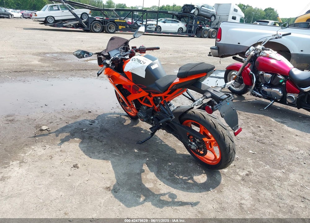 2024 KTM 390 RC VIN: MD2JYJ401RN209481