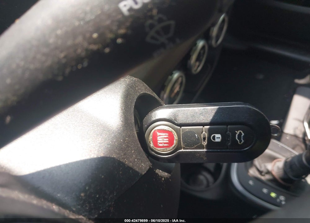 2014 FIAT 500L VIN: ZFBCFADH0EZ009188