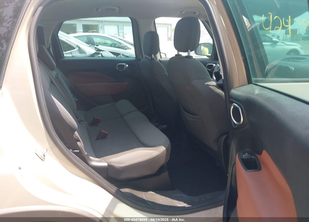 2014 FIAT 500L VIN: ZFBCFADH0EZ009188