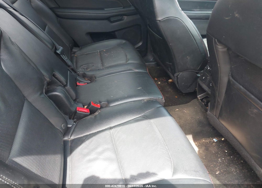 2016 FORD EXPLORER VIN: 1FM5K8GT8GGA23182