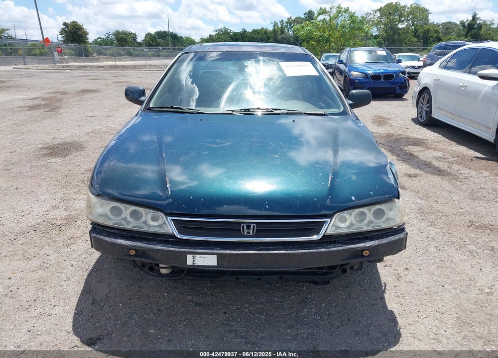 1997 HONDA ACCORD EX V6 VIN: 1HGCE6677VA006600