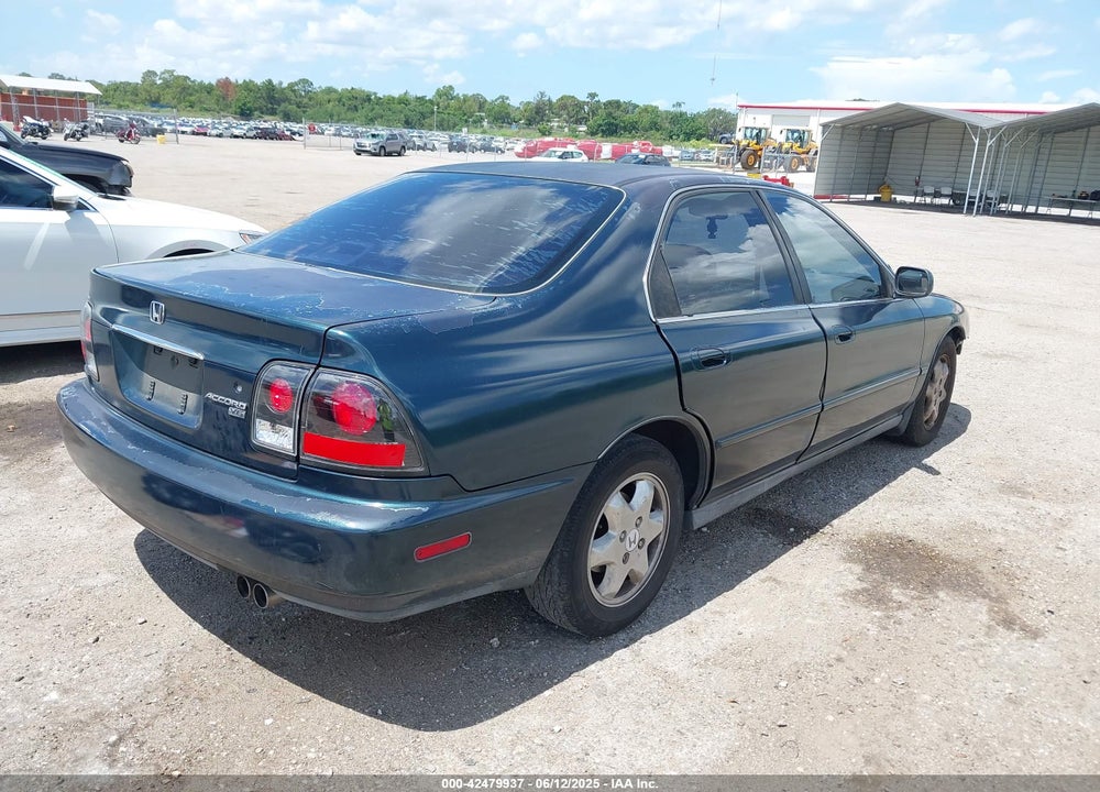 1997 HONDA ACCORD EX V6 VIN: 1HGCE6677VA006600