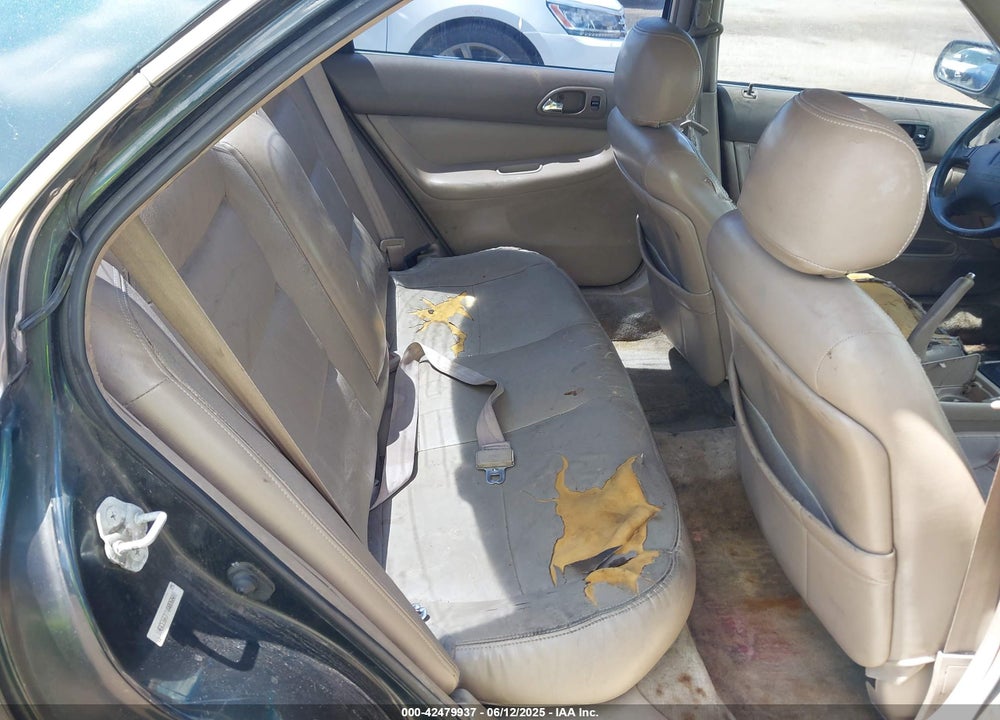 1997 HONDA ACCORD EX V6 VIN: 1HGCE6677VA006600