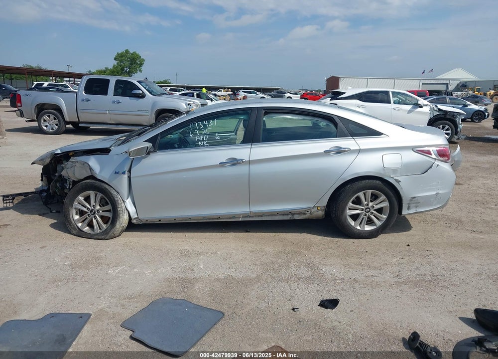 2012 HYUNDAI SONATA HYBRID VIN: KMHEC4A40CA058206