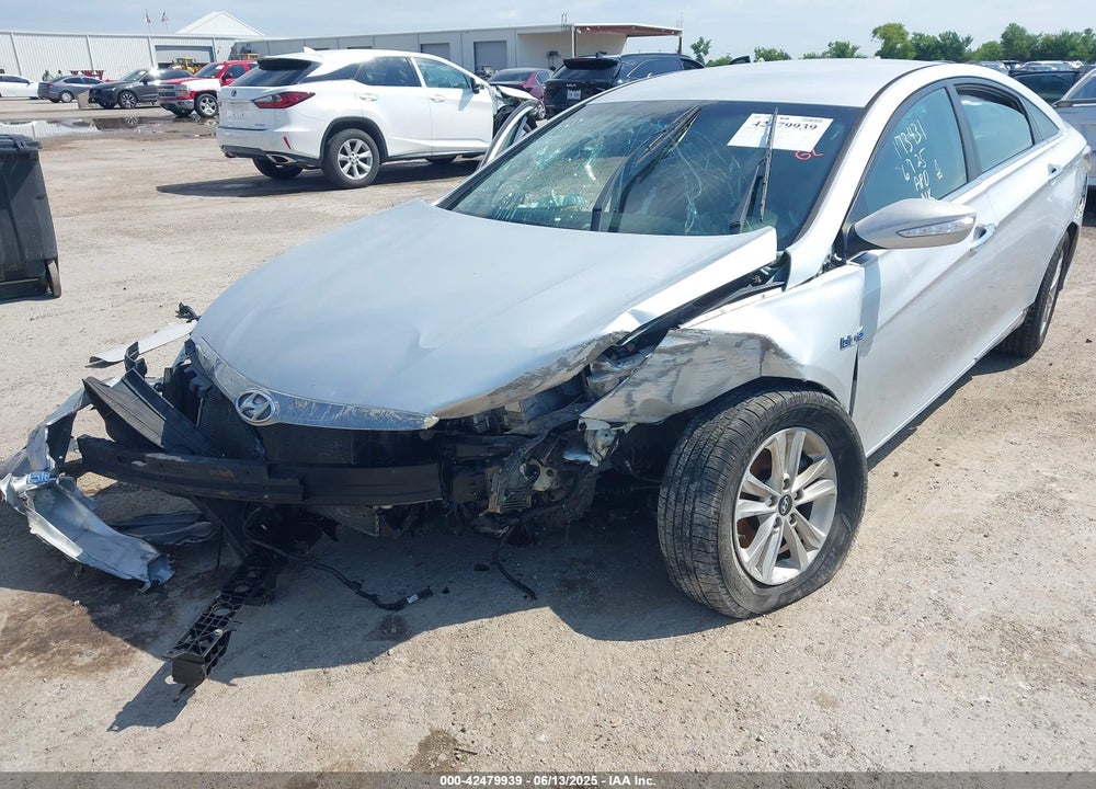 2012 HYUNDAI SONATA HYBRID VIN: KMHEC4A40CA058206