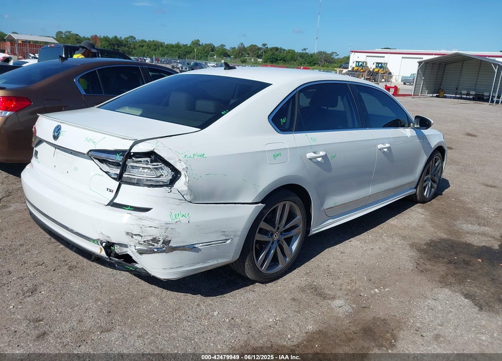 2017 VOLKSWAGEN PASSAT 1.8T R-LINE VIN: 1VWDT7A3XHC054164