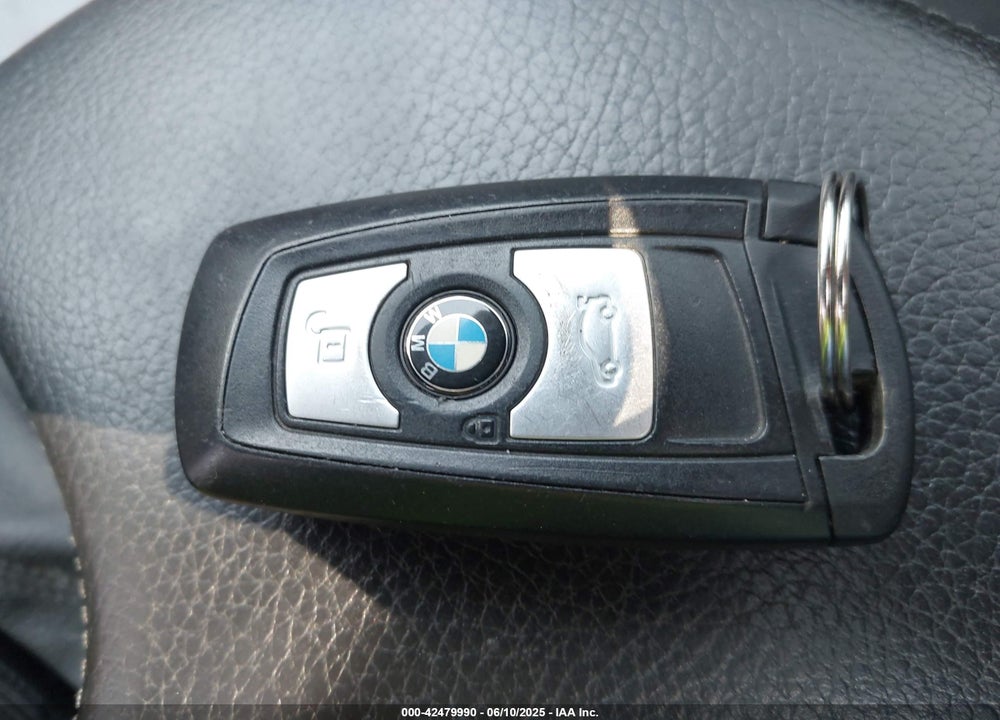 2014 BMW 3 SERIES VIN: WBA3B3G58ENR83415