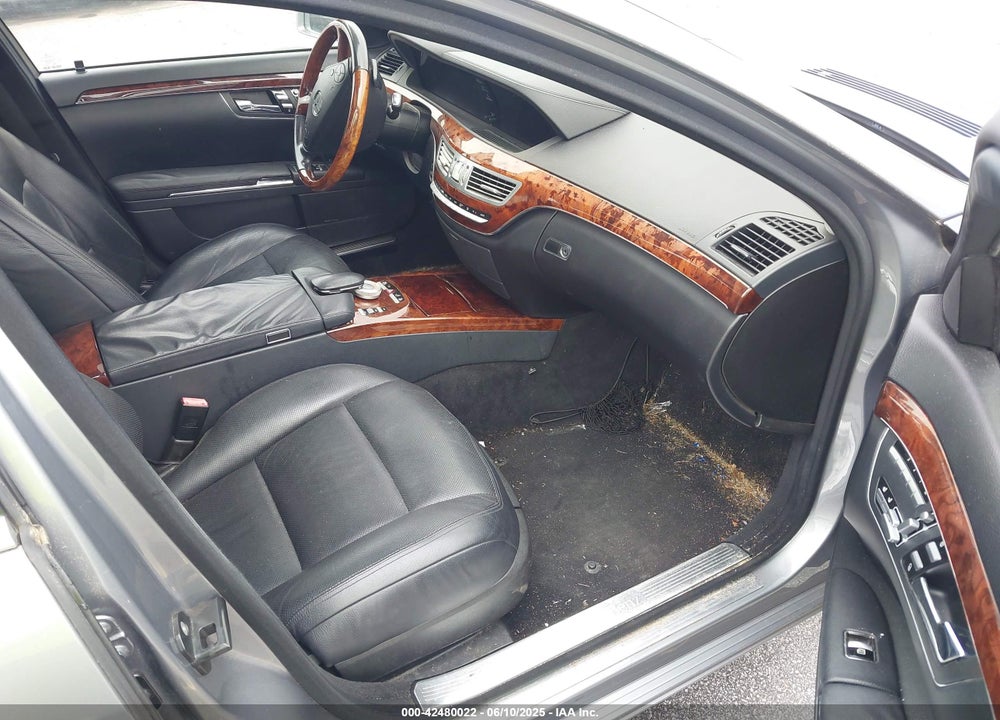 2012 MERCEDES-BENZ S 550 VIN: WDDNG7DB4CA430575